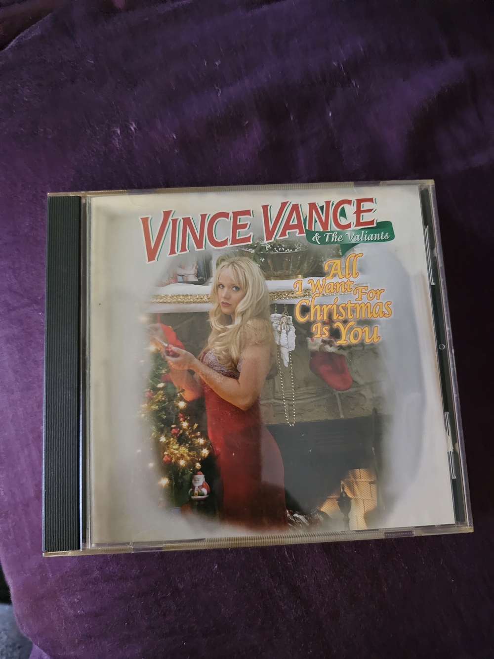 Vince Vance & The Valiants - All I Want For Christmas Is You (CD) - Red Dress